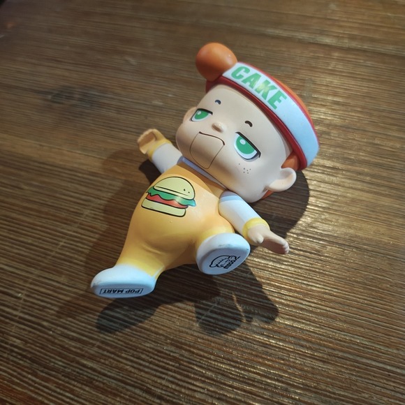 Other - POP MART‎ Migo Twoface Series Figure - Fitness Eat Cake! [Missing Weight]